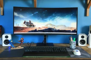 Zakrzywione monitory ultrawide zapewniają graczom szerokie pole widzenia i wciągające wrażenia podczas rozgrywki