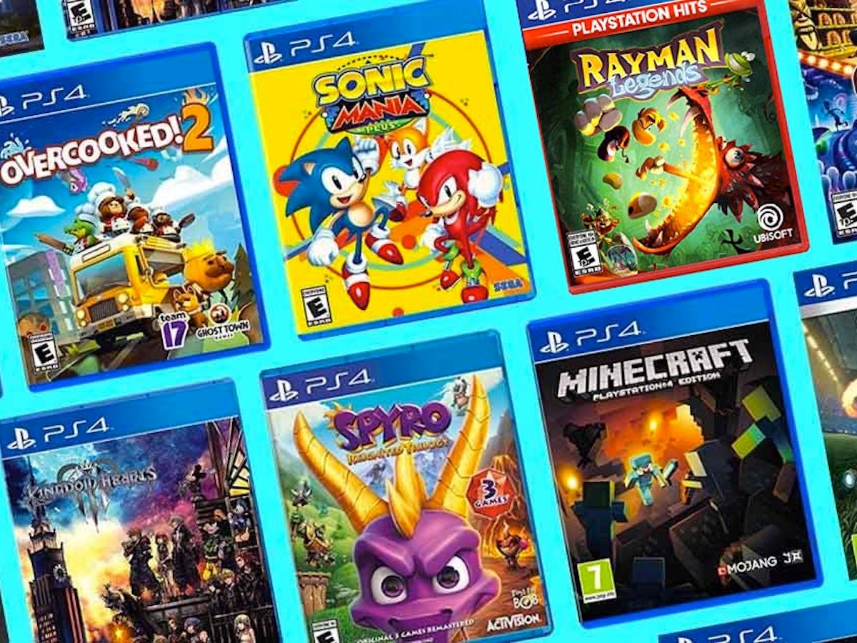 Sackboy skaczący po platformach z przyjaciółmi w bajkowym świecie